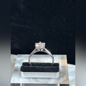 Luxury 1 Carat Diamond Moissanite Ring | 925 Sterling Silver | Size 6
